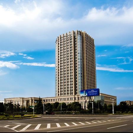 Howard Johnson Tianmu Lake Plaza Liyang Hotel Thường Châu Ngoại thất bức ảnh